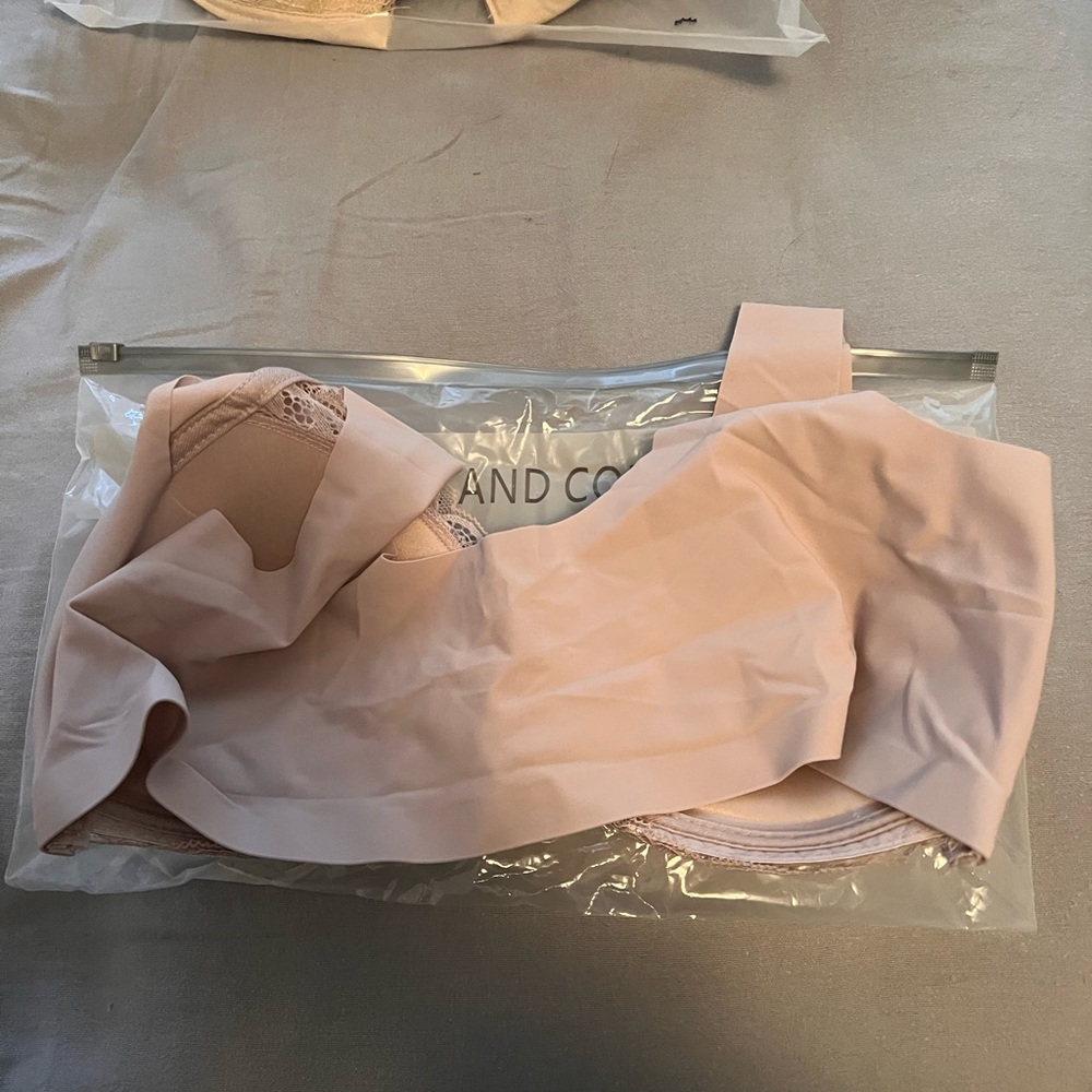 Bra - Picture 3 of 3